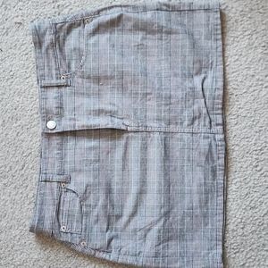 AMERICAN EAGLE OUTFITTERS. PLAID SKIRT.